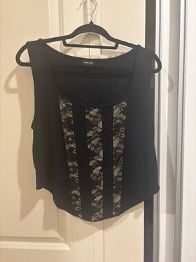 torrid Black Lace-Panel Scoop Neck Crop